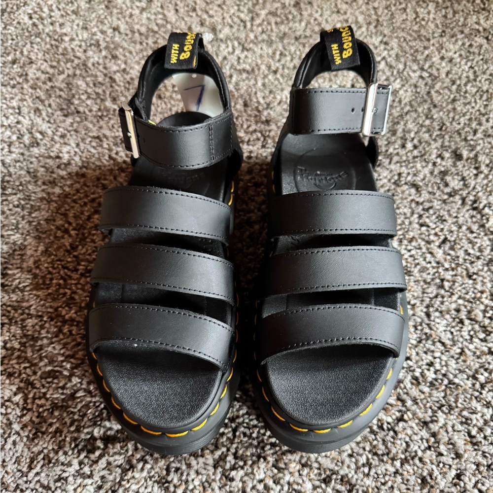 Dr. Martens Blaire hydro Sandals